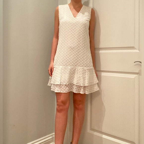 NWOT BCBG Max Azaria flowy dress - Picture 3 of 6